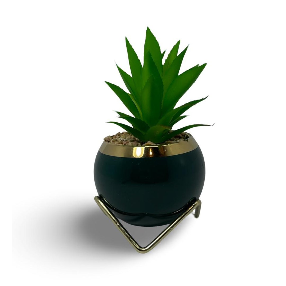 Geralt Planter Pot